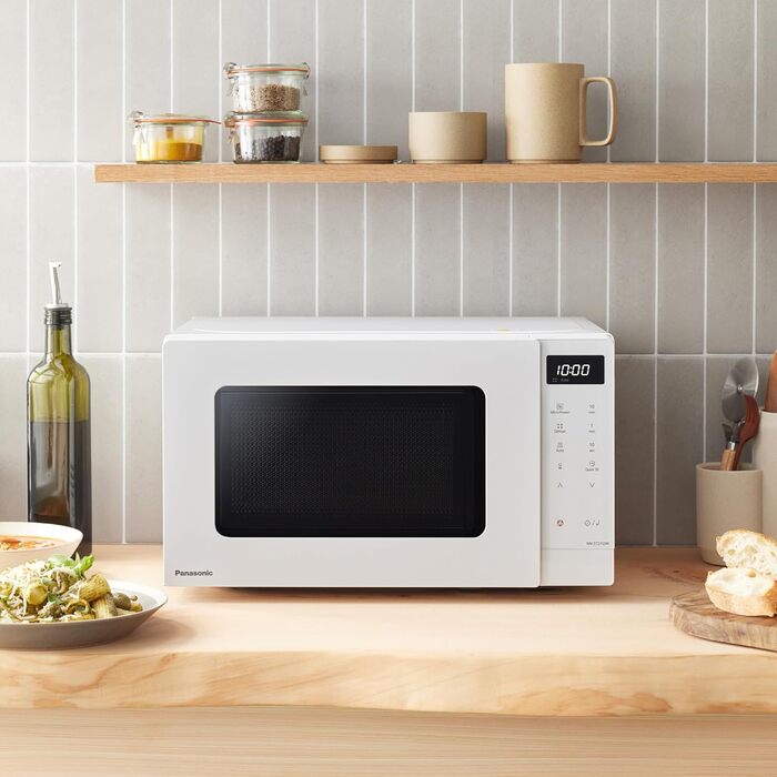 Мікрохвильова піч Panasonic NN-ST21QWEPG 20л, 800 Вт, біла - соло, з автоматичним розморожуванням та 11 програмами