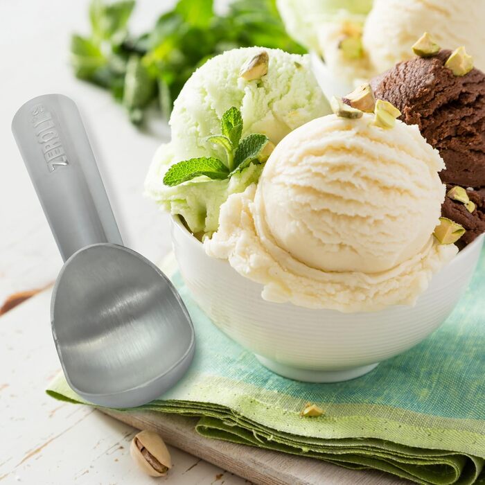 Ложка для морозива Zeroll 1012 Original Ice Cream срібляста, алюмінієва, з рідинною рукояткою для кращого ковзання, 3 унції, США