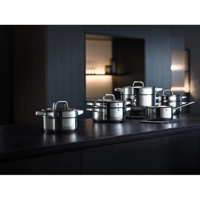 Каструля WMF Compact Cuisine 1,5 л, 16,5 см, з нержавіючої сталі, без кришки, для індукції, полірована, з мірною шкалою, без покриття, для молока та соусів
