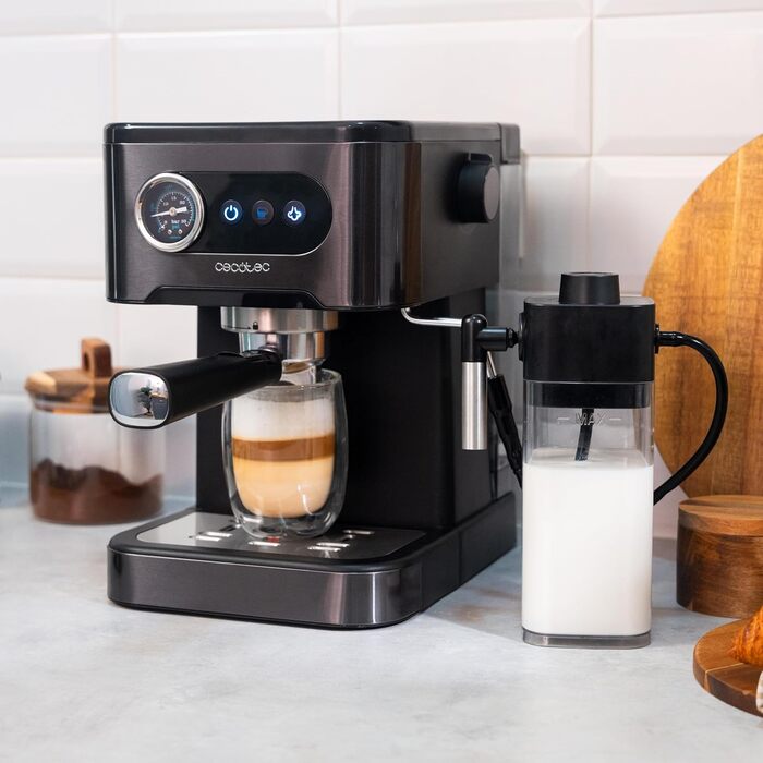 Еспресо-машина Cecotec Power Espresso 20 Pro Latte: 20 Bar, дисплей, 1,5L резервуар, 550ml контейнер для молока, підігрів чашок