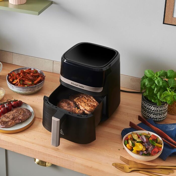 Аерофритюрниця Russell Hobbs SatisFry 4,3 л, 9 програм, Rapid AirFryer, без масла, сенсорне керування, компактна, гриль, випікання, до 200°C, модель 27610-56