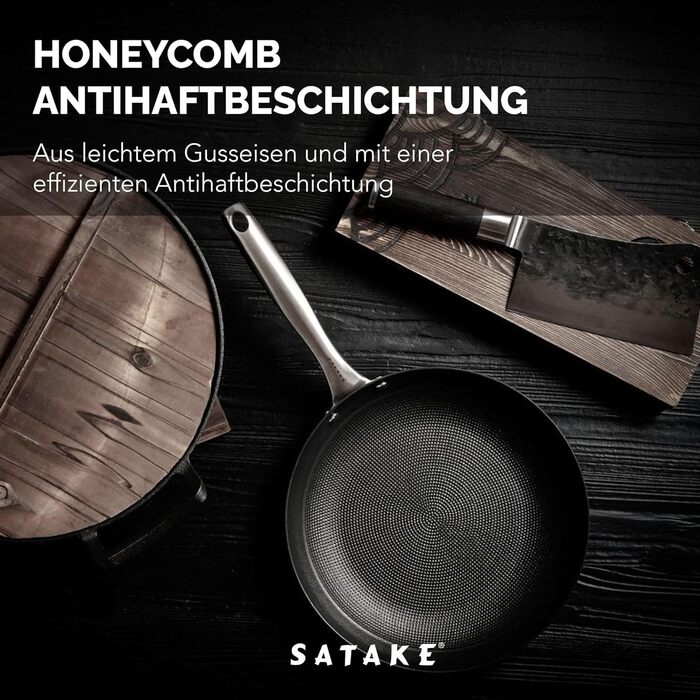 Satake легка чавунна сковорода 28 см з гексагональною (Honeycomb) антипригарною поверхнею для індукції
