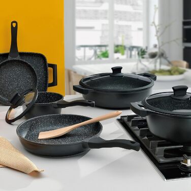 Каструля Kela Stella Nova 20 см, 2,2 л, алюмінієва, антипригарна, чорна, з кришкою, для всіх плит