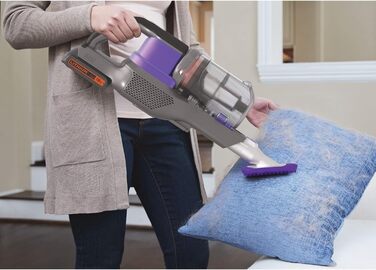 Пилосос BLACK+DECKER 4в1 акумуляторний, 18В, 1.5Аг, безмішковий, ручний і вертикальний, електрощітка для шерсті тварин, 2в1 насадка для щілин, щітка для шерсті, акумулятор, зарядний пристрій, кріплення на стіну, модель 2020