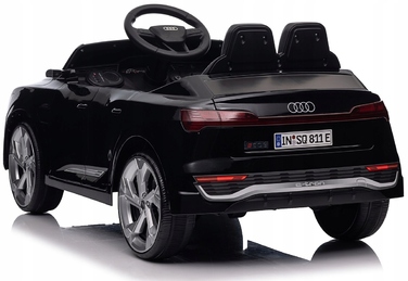 Дитячий електромобіль Audi SQ8 4x4: EVA-гума, шкіряне сидіння, акумулятор 12V 7Ah, пульт 2.4G та LED-освітлення