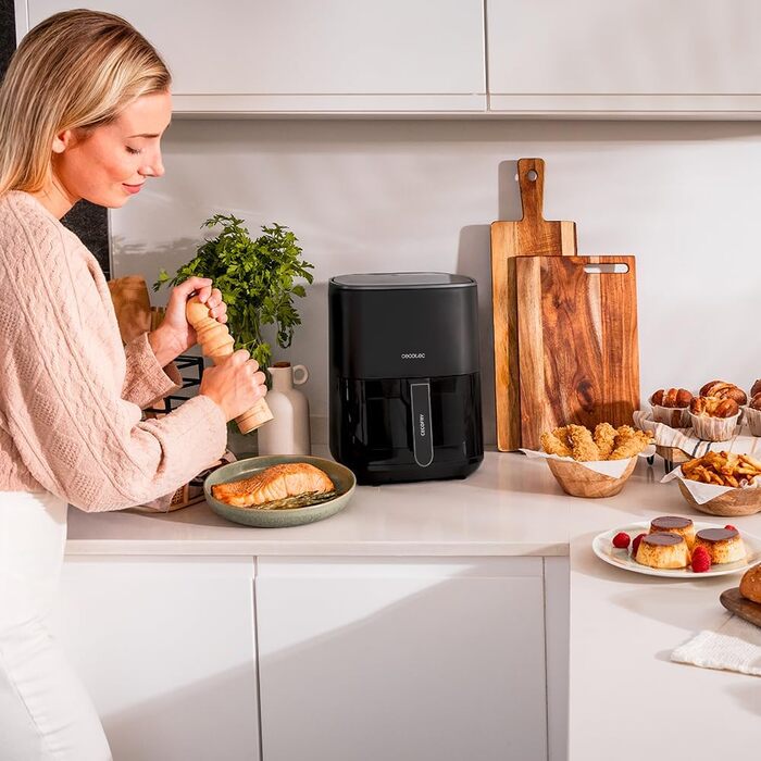 Фритюрниця без олії Cecotec Cecofry 6000 Full, 6 л, 1700 Вт, PerfectCook, 12 режимів, чорний колір