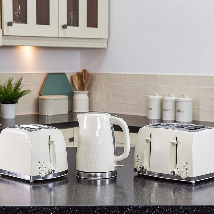 Тостер Russell Hobbs 26071 на 4 тости, кремовий: сучасний дизайн, широкі слоти, підйомний механізм