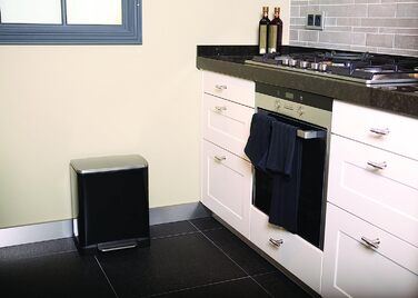 Смітник EKO E-Cube 20 л металевий з амортизатором, антивідбитковий, тримач пакету, матовий чорний
