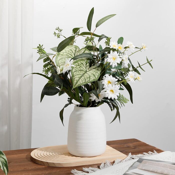 Декоративна керамічна ваза для квітів у стилі Shabby Chic, біла, 18x13.5 см