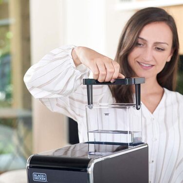 Кавоварка автоматична BLACK+DECKER BXCO1470E, 1470 Вт, 19 бар, сенсорна панель, налаштування напоїв, знімний носик, для меленого зерна, чорна