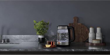Електрочайник скляний AEG GK4-1-4GB, 2200 Вт, 1,7 л, знімний фільтр, індикатор рівня води, автовідключення, відкривання однією рукою