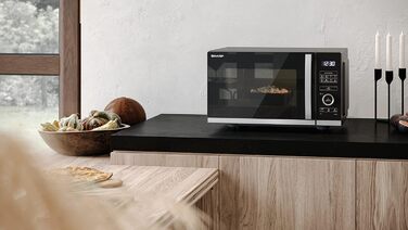 Мікрохвильова піч SHARP QS254AEB 900 Вт, 10 режимів, розморожування, чорна
