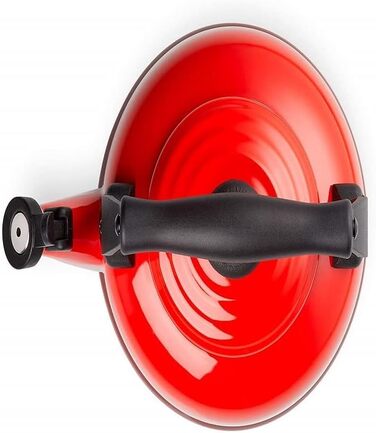 Чайник для води Le Creuset Tradition, емальована сталь, 2.1 л, вишнево-червоний
