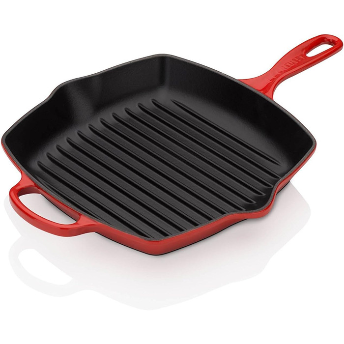 Le Creuset чавунна квадратна гриль-сковорода Signature 26 см, червона + класичний силіконовий чохол на ручку, чорний/червоний