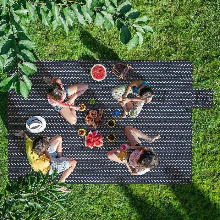 Пікнік килимок Relaxdays XXL 200x300 см, флісовий, водонепроникний, теплоізольований, з ручкою для перенесення, темно-синій/білий