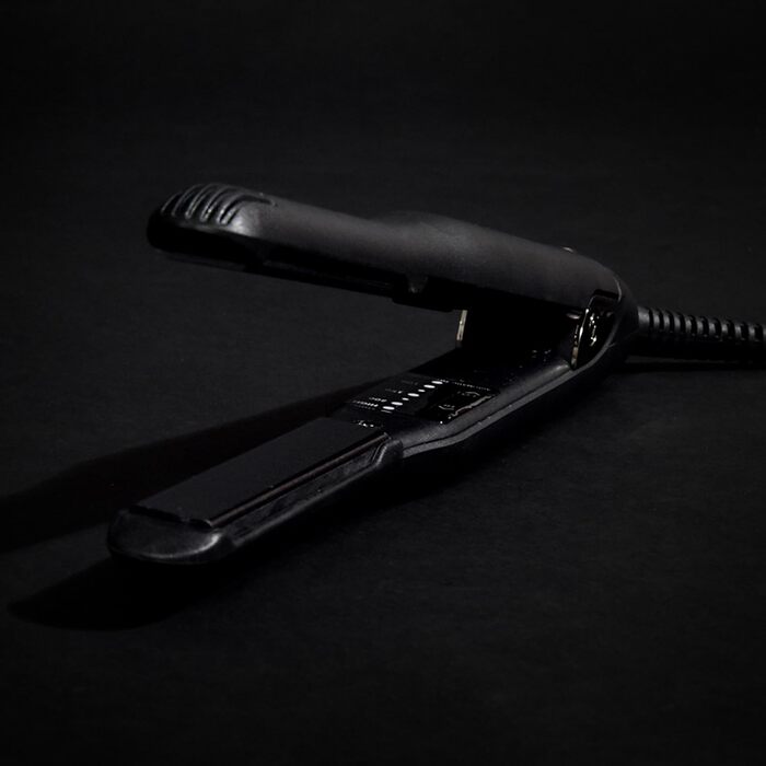 Міні праска для волосся CLOUD NINE Mini Iron, компактна випрямлячка для подорожей