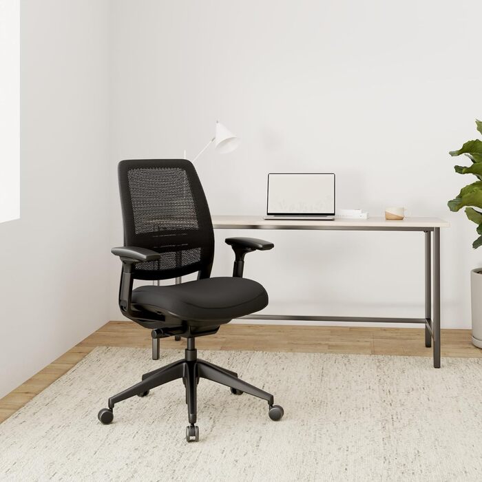 Ергономічне крісло Steelcase Series 2 з підтримкою спини LiveBack, 4D підлокітники, регульована підголівник, Трюфель (Чорний Онікс, Сучасний)