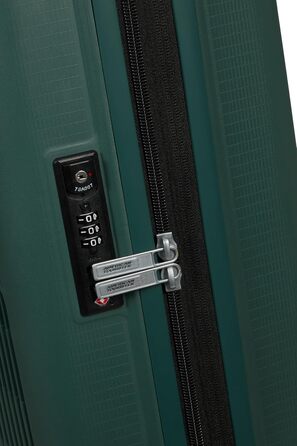 Валіза American Tourister Aerostep Spinner S, розширювана, 55 см, 36/40 л, зелена (Dark Forest), ручна поклажа