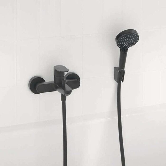 Змішувач для ванни Hansgrohe Rebris S, накладний, однолеверний, чорний мат, для 2 споживачів, довжина виливу 17,3 см, артикул 72859670